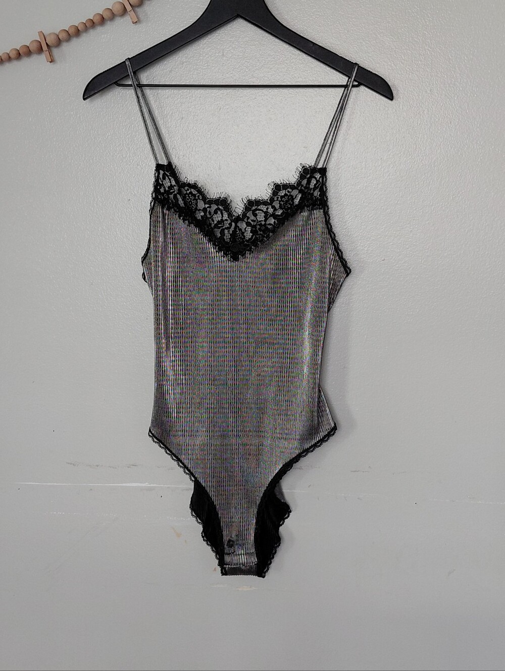 VTG 80's Lucie Ann ll Silver Metallic Lace  Pliesse Pleated Bodysuit Medium Flaw